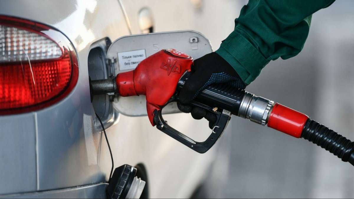 How gas station chains pay taxes and show profits during the war