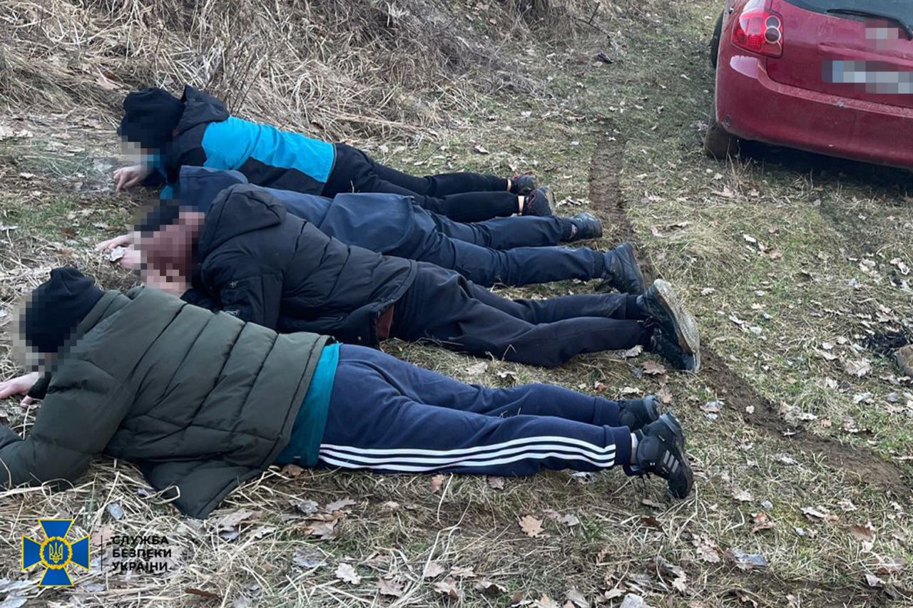 СБУ розкрила нові схеми ухилення від мобілізації: серед затриманих – воєнком, який вимагав хабарі за бронювання від призову