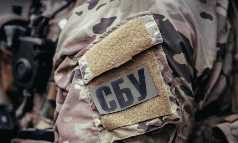 СБУ викрила посадовця Одеської митниці та керівника ДПСУ на систематичному здирництві хабарів з імпортерів